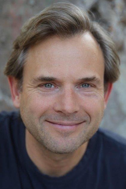 Stephen Mailer - Actor Profile Photo
