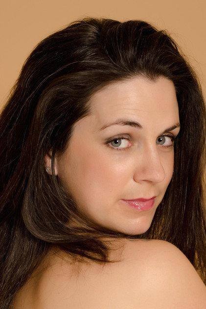 Beki Lantos - Actor Profile Photo
