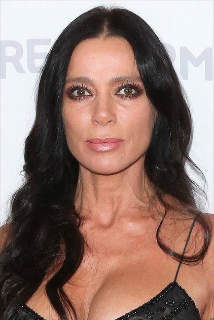 Carlton Elizabeth - Actor Profile Photo