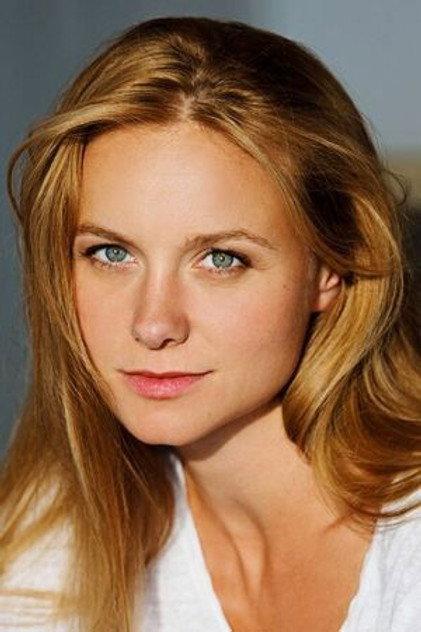 Anna Unterberger - Actor Profile Photo