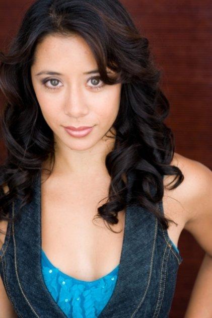 Tara Macken - Actor Profile Photo
