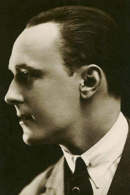 Jean Devalde - Actor Profile Photo