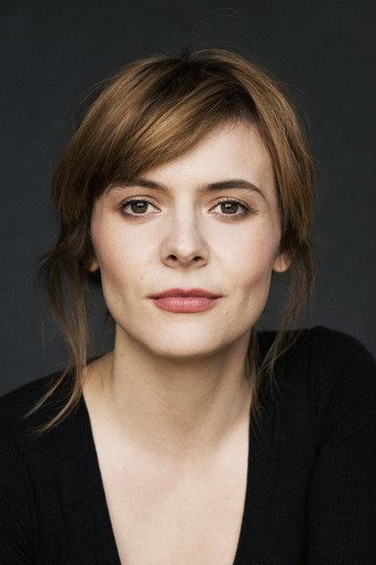 Alexa-Jeanne Dubé - Actor Profile Photo