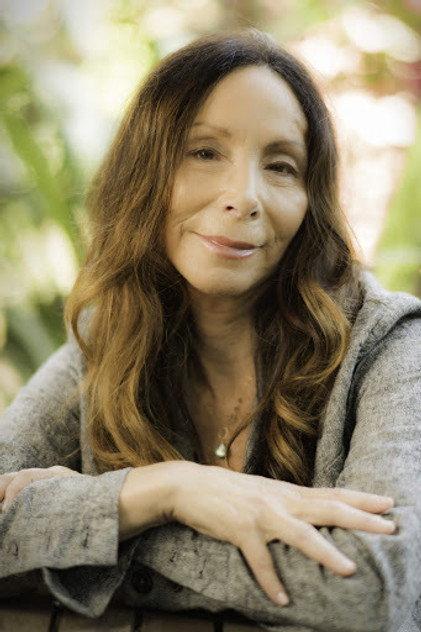 Lorna Cook - Actor Profile Photo