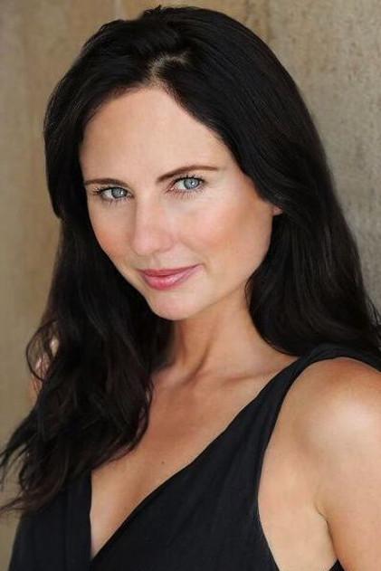 Sasha Higgins - Actor Profile Photo
