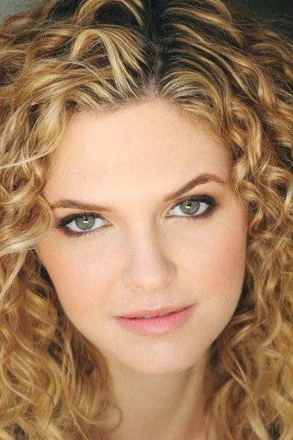Caroline Heinle - Actor Profile Photo