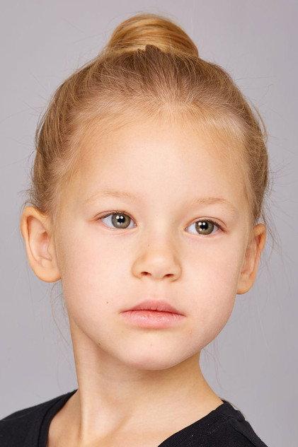 Elizaveta Medvedeva - Actor Profile Photo