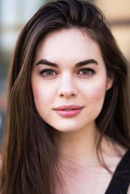 Courtney Lakin - Actor Profile Photo