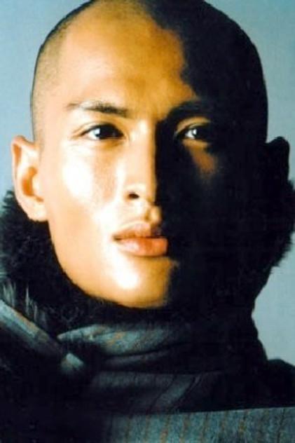 Santi Sudaros - Actor Profile Photo