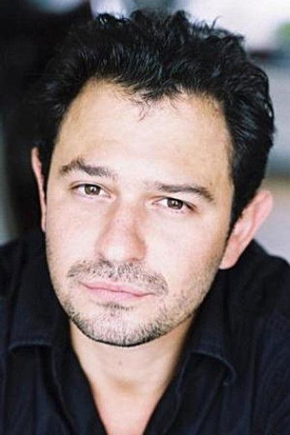 Romain Apelbaum - Actor Profile Photo