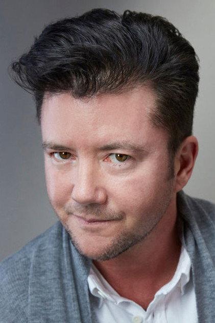 Silas Howard - Actor Profile Photo