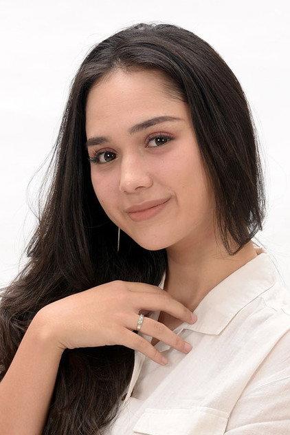 Raquel Katie Larkin - Actor Profile Photo