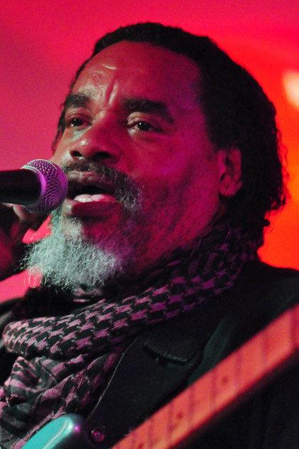 Ike Willis - Actor Profile Photo