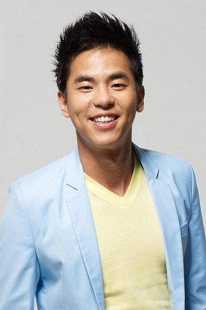 Alan Kuo - Actor Profile Photo