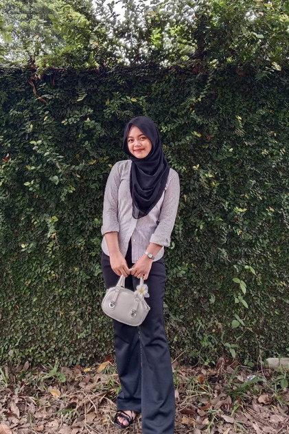 Devi Mulyati - Actor Profile Photo