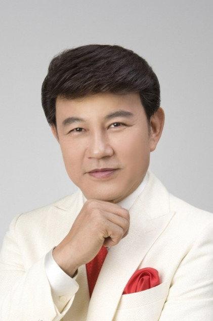 Sul Woon-do - Actor Profile Photo