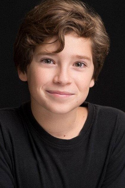Alejandro Serrano - Actor Profile Photo
