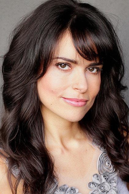 Adriana Fricke - Actor Profile Photo
