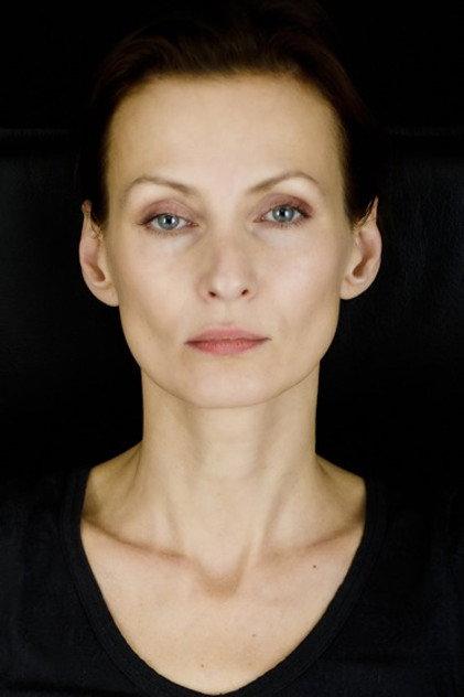 Kristel Leesmend - Actor Profile Photo