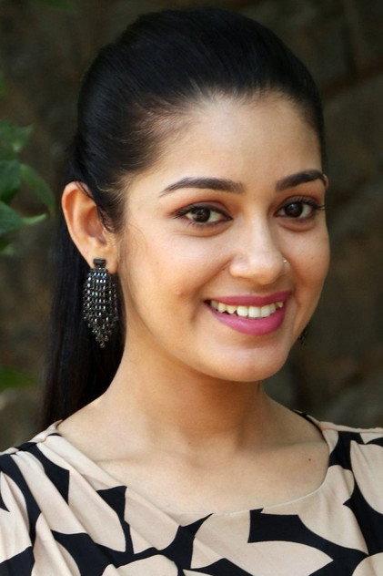 Chaya Singh - Actor Profile Photo