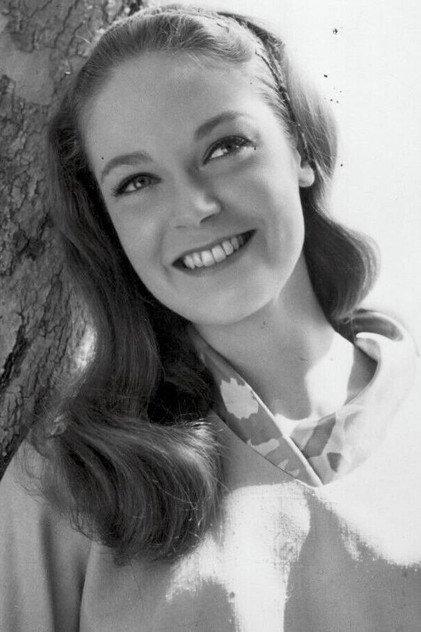 Elizabeth Hartman - Actor Profile Photo