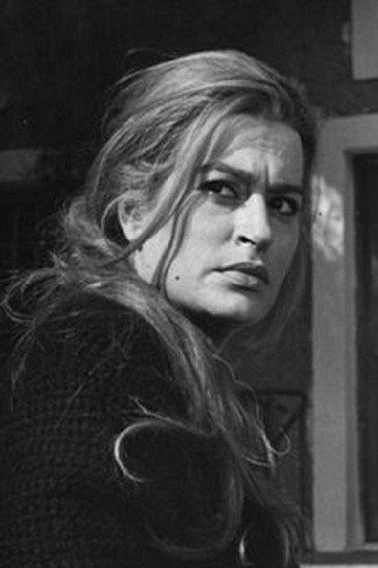 Katerina Helmy - Actor Profile Photo