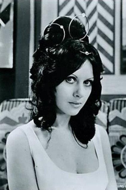 Valli Kemp - Actor Profile Photo