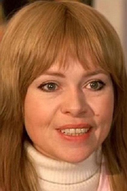 Arina Efremova - Actor Profile Photo