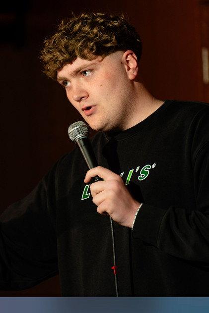 Daniel Houston - Actor Profile Photo