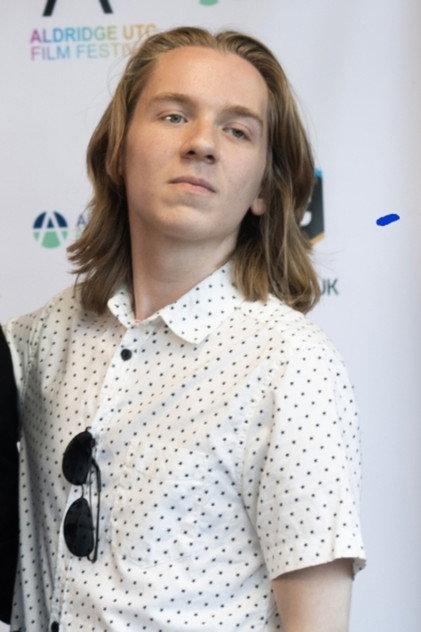 Beach Darnley - Actor Profile Photo