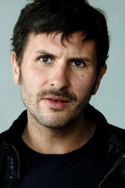 Felix Hoefner - Actor Profile Photo