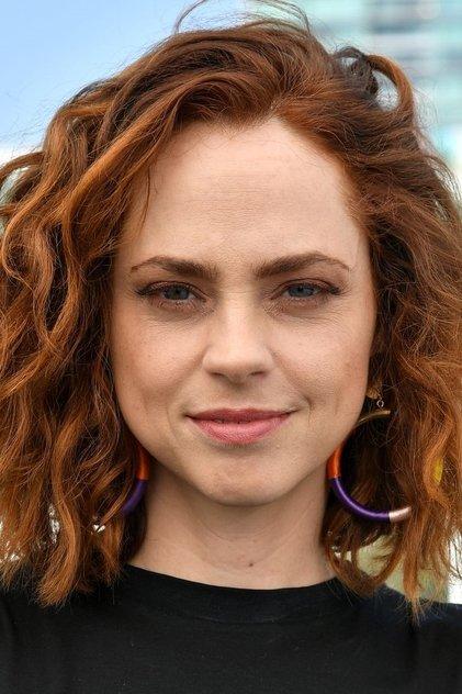 Fiona Dourif - Actor Profile Photo