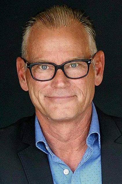 Stephen Brown - Actor Profile Photo