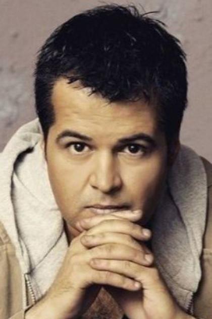 Ferda Anıl Yarkın - Actor Profile Photo