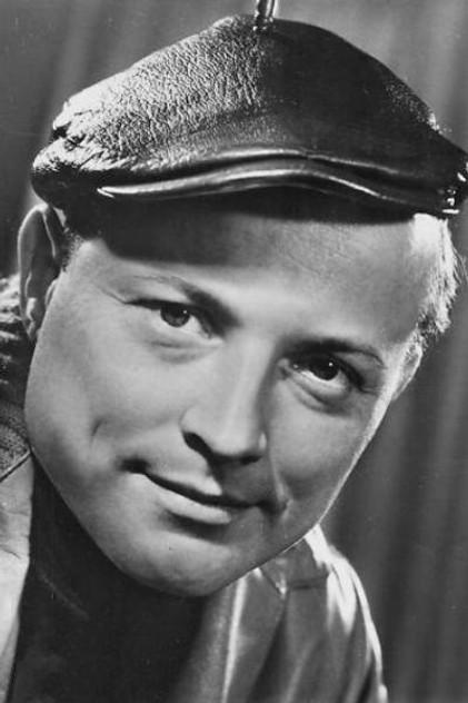 Werner Toelcke - Actor Profile Photo