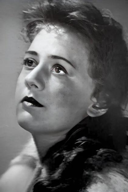 Larisa Levchuk - Actor Profile Photo