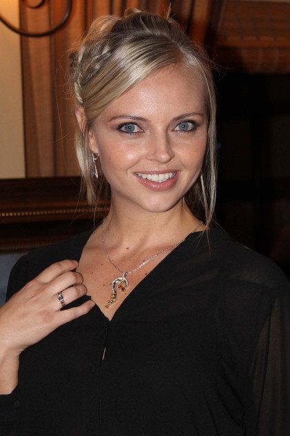 Yutame Venter - Actor Profile Photo