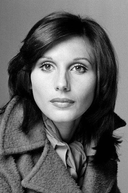 Paola Pitagora - Actor Profile Photo