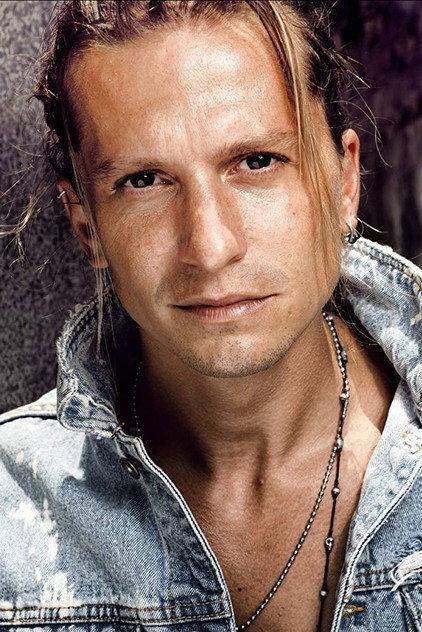Manuel Giusti - Actor Profile Photo