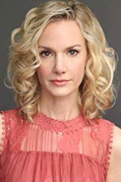 Sarah Blackman - Actor Profile Photo
