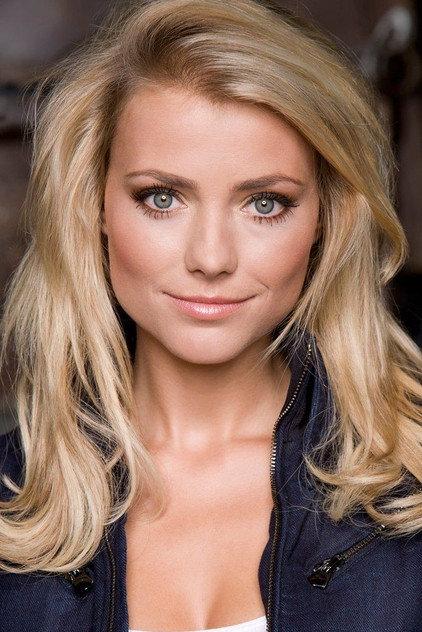 Gigi Ravelli - Actor Profile Photo