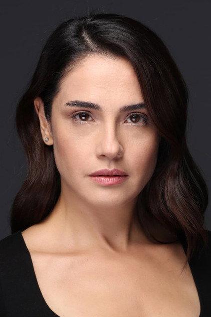 Funda Eryiğit - Actor Profile Photo