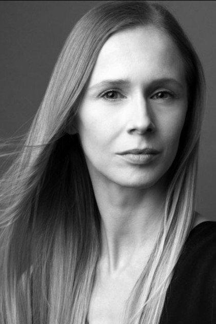 Stina Quagebeur - Actor Profile Photo