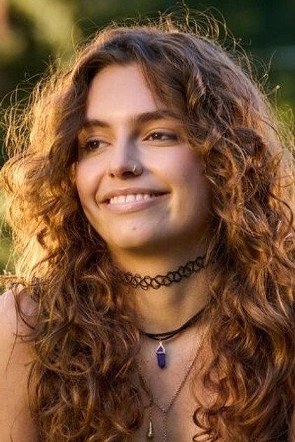 Ella Van Remortel - Actor Profile Photo