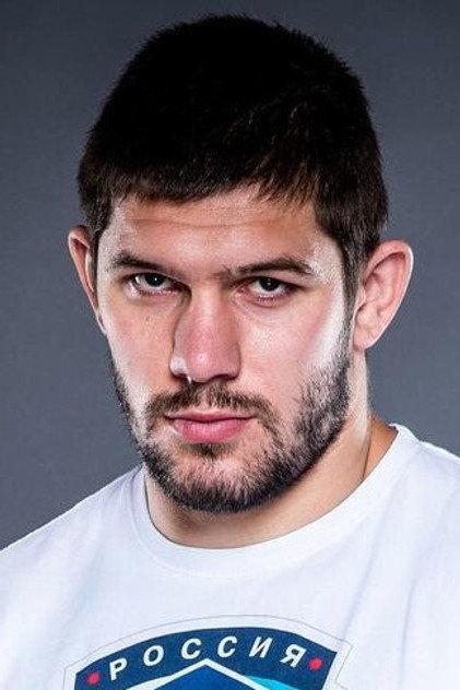 Valentin Moldavsky - Actor Profile Photo