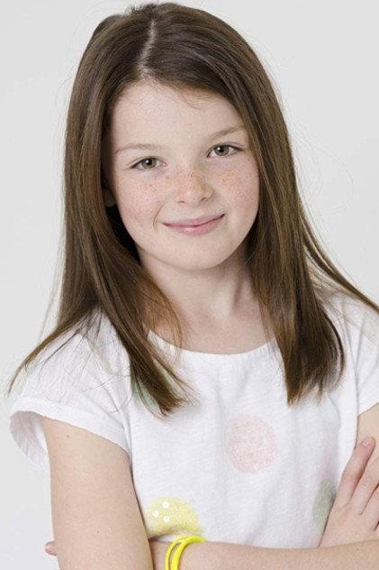 Poppy Macleod - Actor Profile Photo