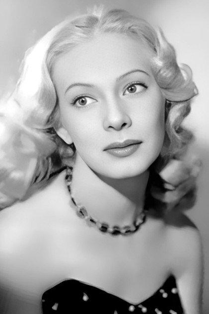 María Douglas - Actor Profile Photo