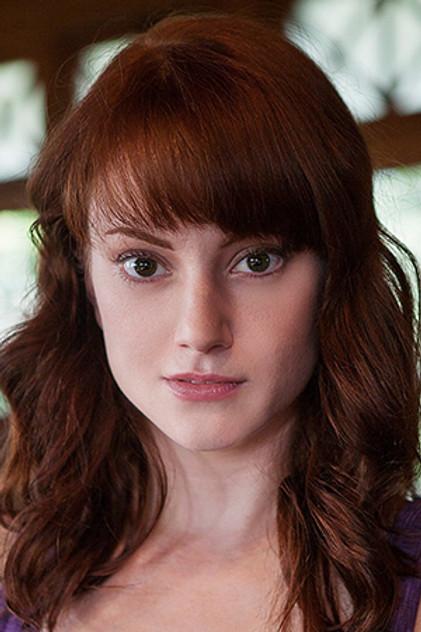 Madeleine Heil - Actor Profile Photo