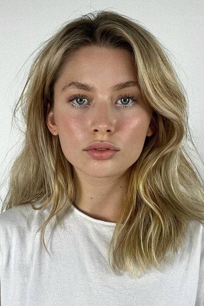 Anna Marie Purić - Actor Profile Photo