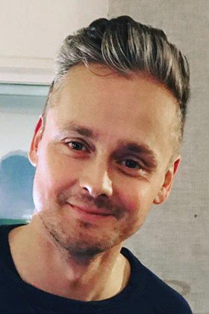 Tom Chaplin - Actor Profile Photo